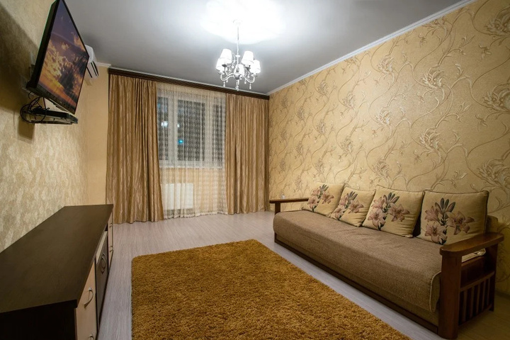 Room 2 of 9