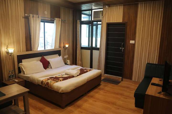 Room 47 of 92