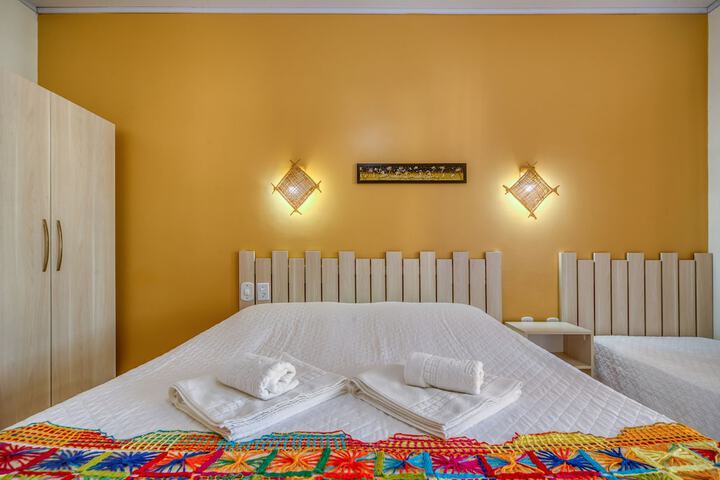 Room 13 of 40