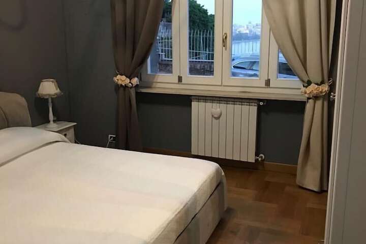 Room 12 of 14