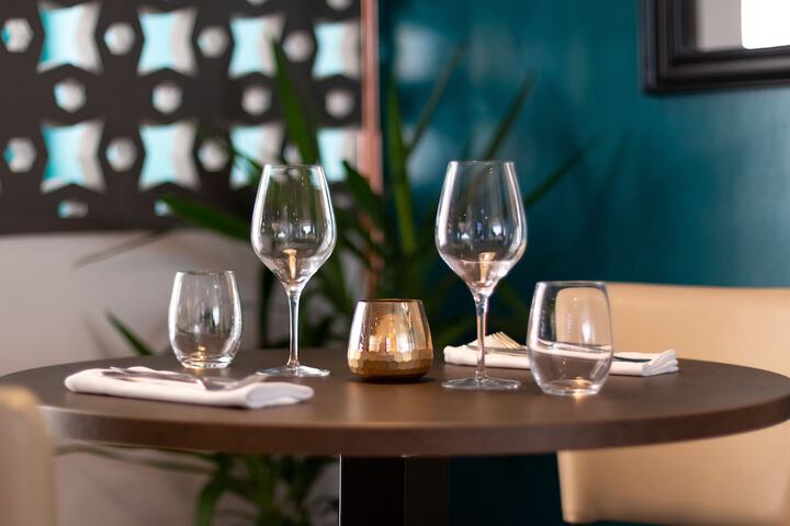Dining 58 of 94