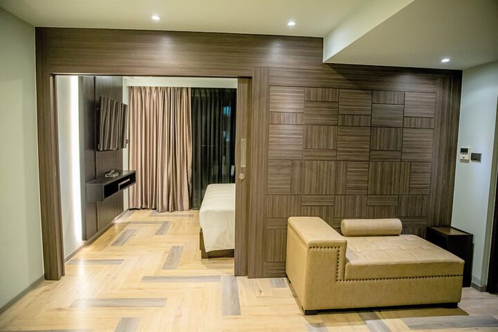 Room 31 of 82