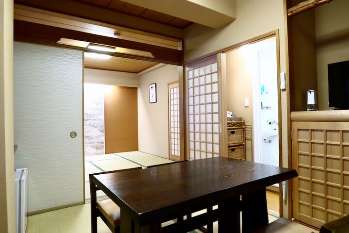 Room 17 of 67