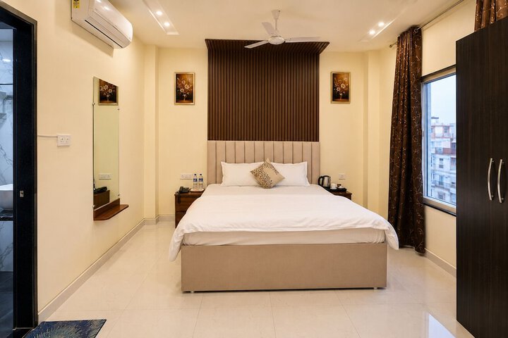 Room 31 of 53