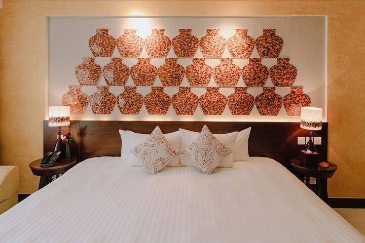 Room 21 of 151