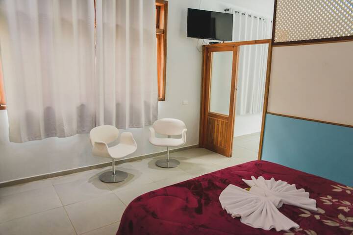 Room 80 of 146