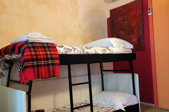 Room 14 of 31