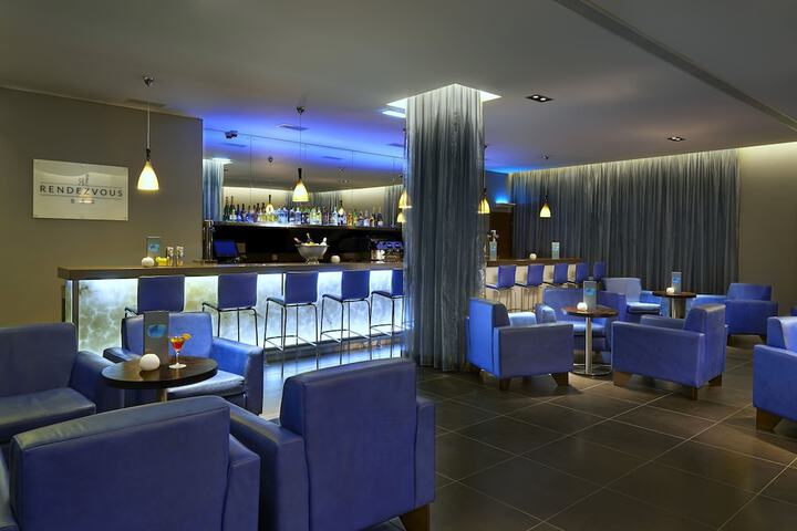 Guest Lobby