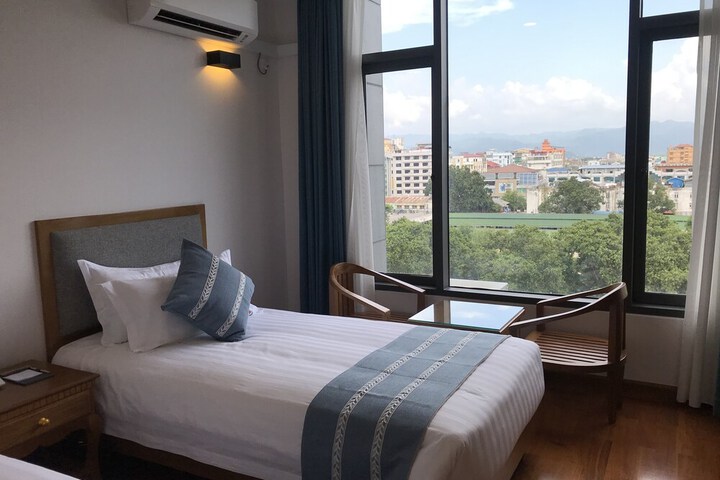 Room 25 of 67
