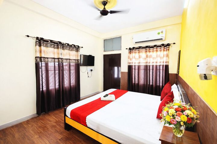 Room 5 of 19