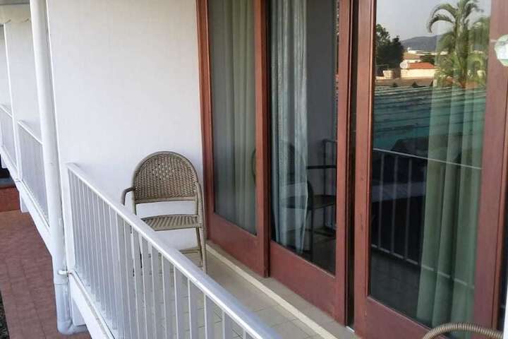 Room 4 of 29