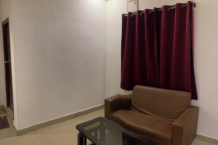 Room 4 of 26