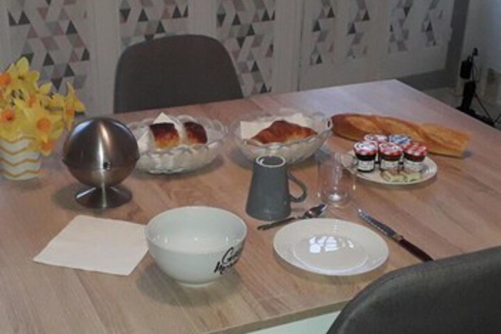 Dining 9 of 13
