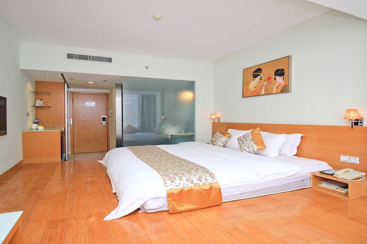 Room 18 of 41
