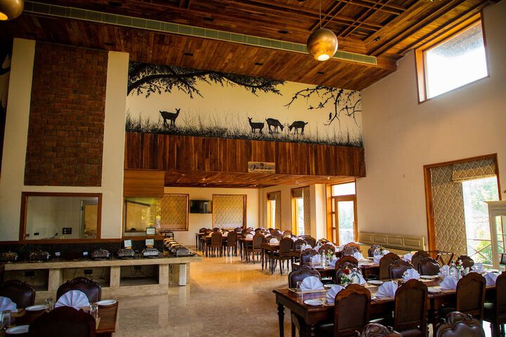 Dining 86 of 103
