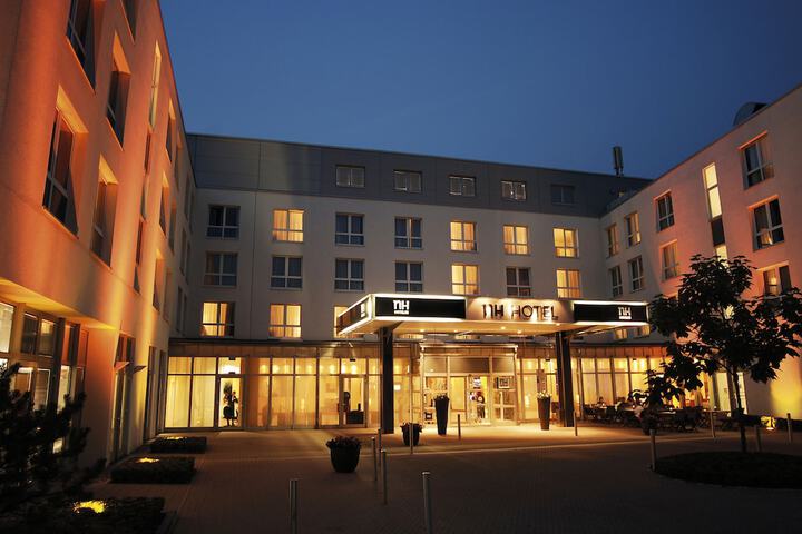 Hotel 67 of 70
