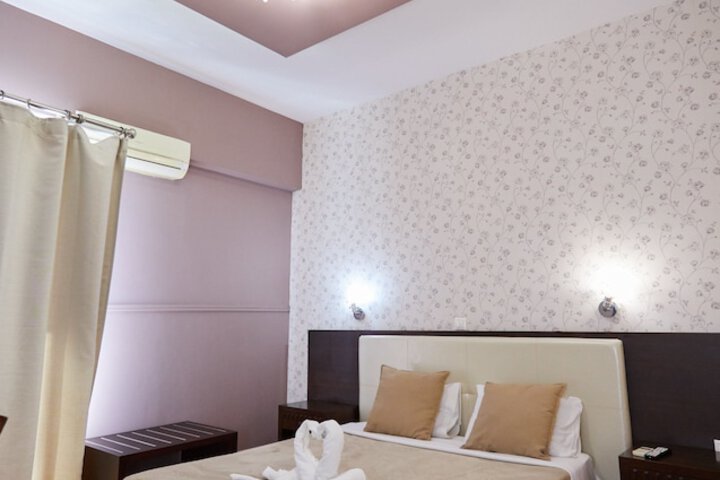 Room 3 of 36