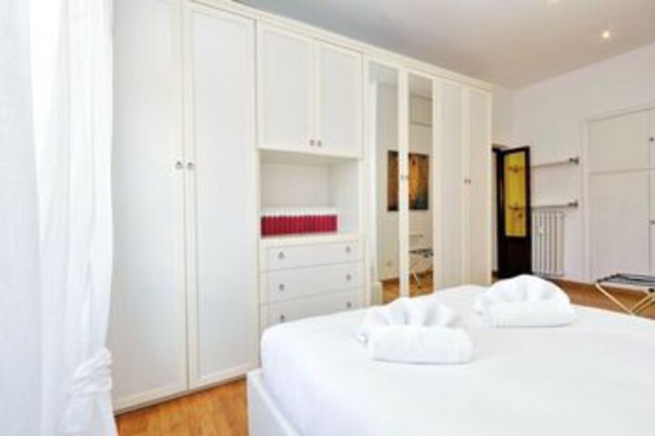 Room 21 of 34