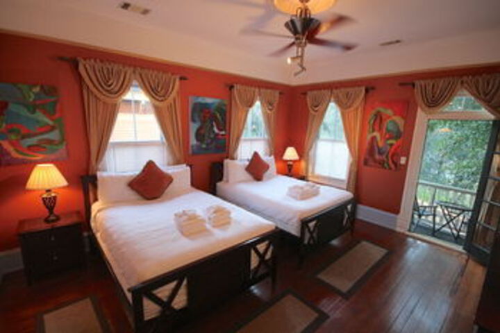 Room 41 of 120