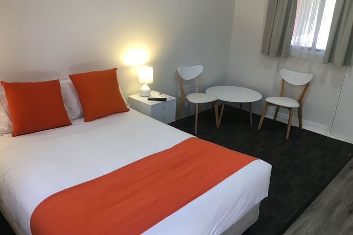Room 17 of 46