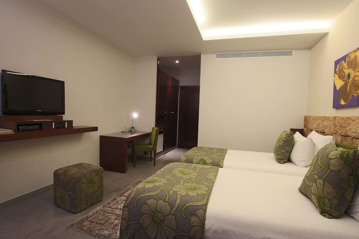 Room 30 of 88