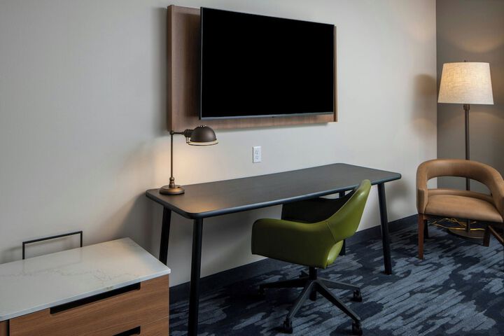 Room 8 of 22