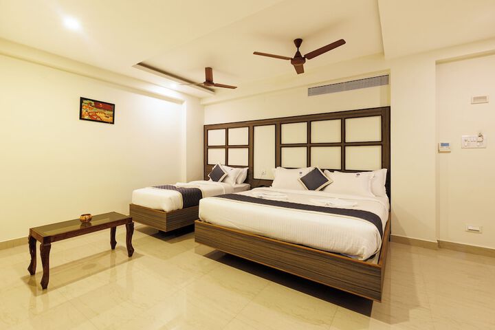 Room 16 of 29