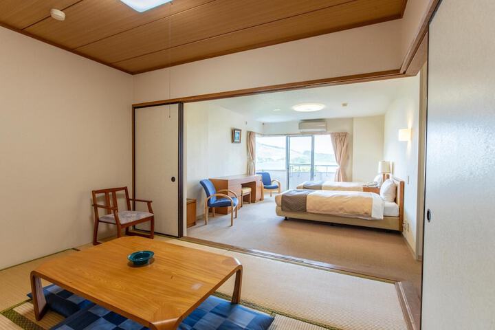 Room 13 of 72