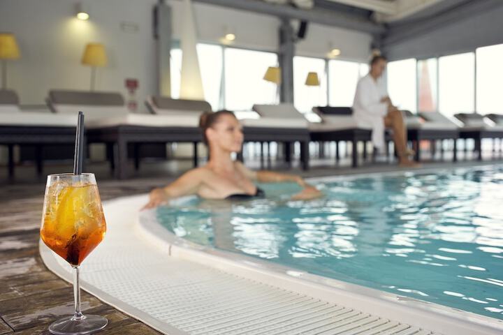 Hotel with Pool
