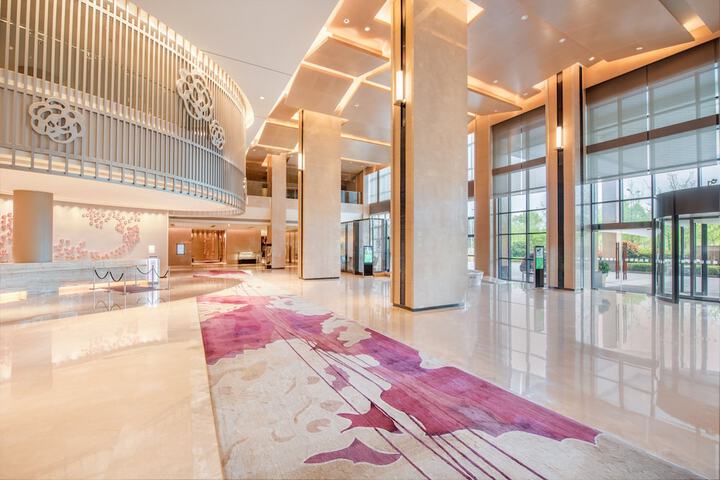 Hotel 68 of 74
