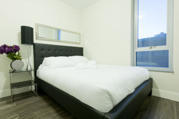 Room 7 of 17