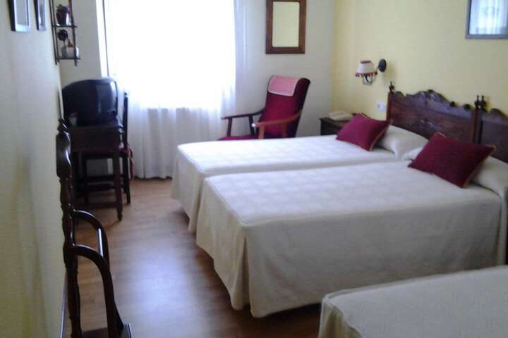 Room 8 of 50