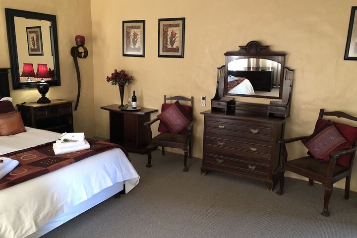 Room 16 of 104