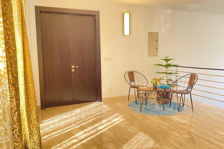 Ballroom/Hall 104 of 132