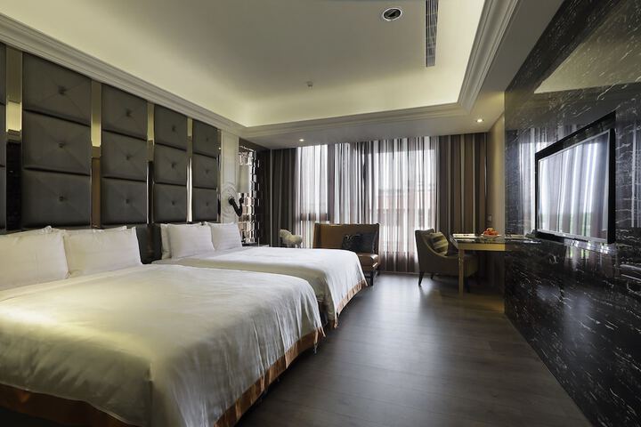 Room 7 of 38