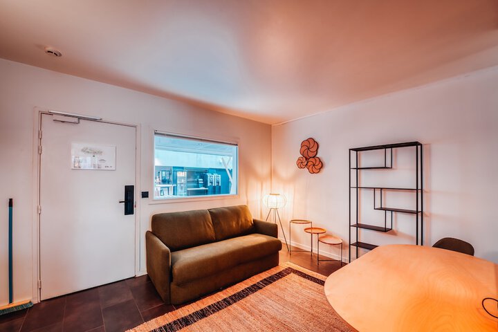 Room 45 of 80