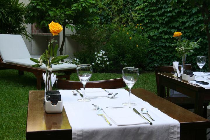 Breakfast area