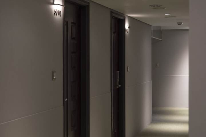 Ballroom/Hall 30 of 38