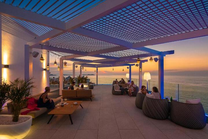Terrace/Patio 18 of 23