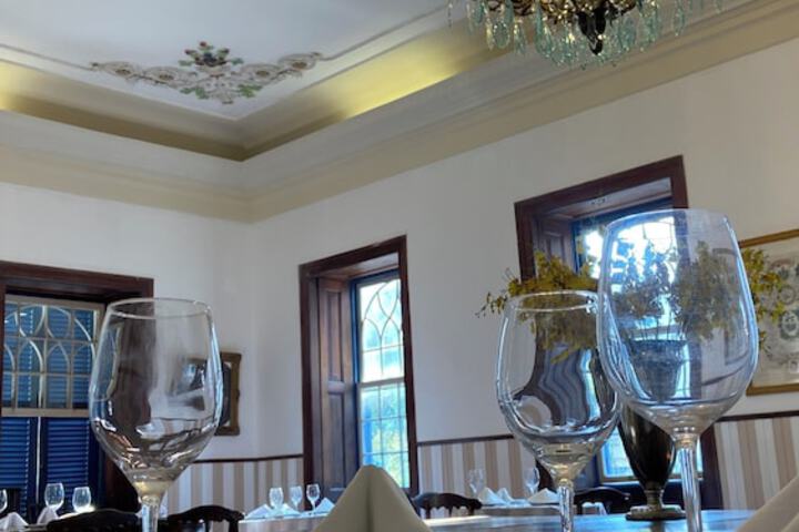 Dining 72 of 83