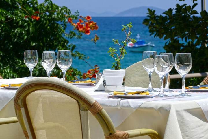 Dining 52 of 79