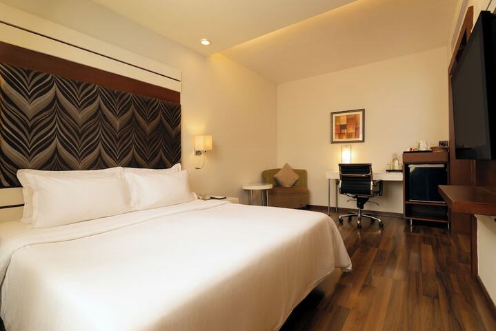 Room 10 of 49