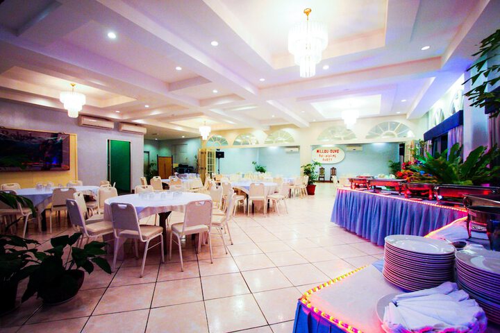 Ballroom/Hall 3 of 5