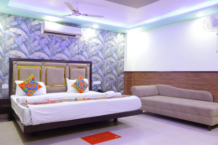 Room 10 of 41