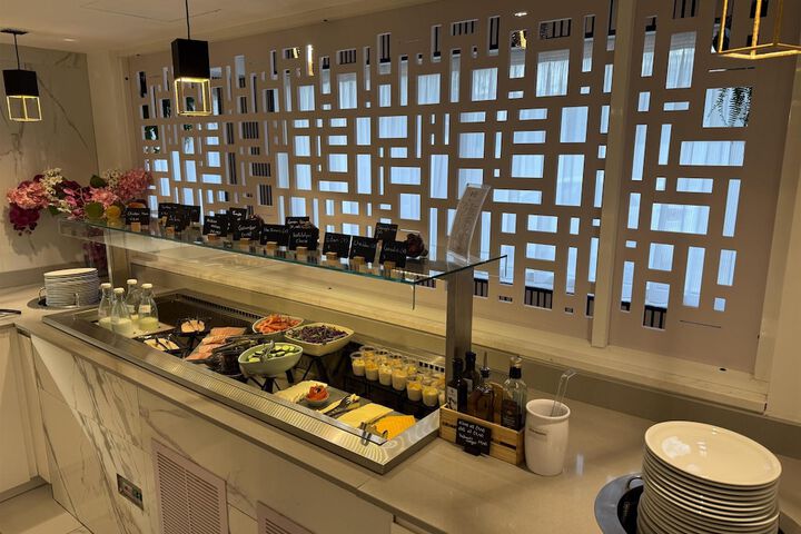 Breakfast/Coffee Service 49 of 64
