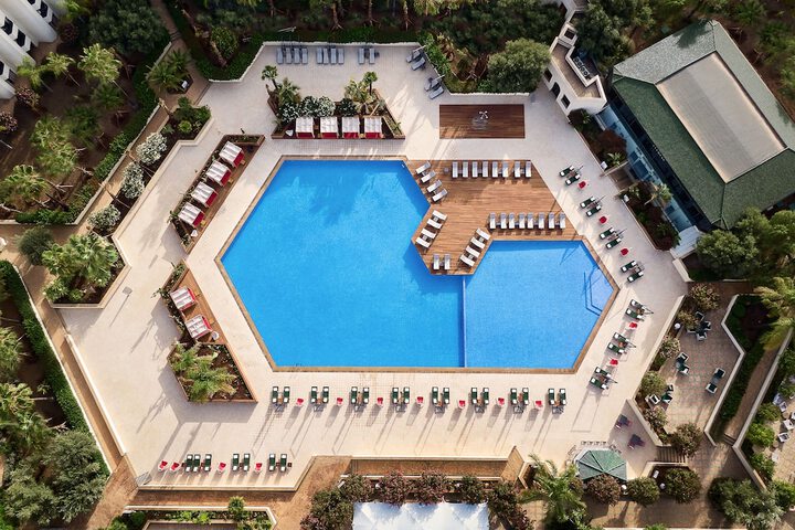 Pool Hotel
