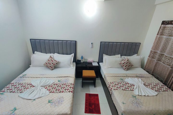 Room 29 of 35