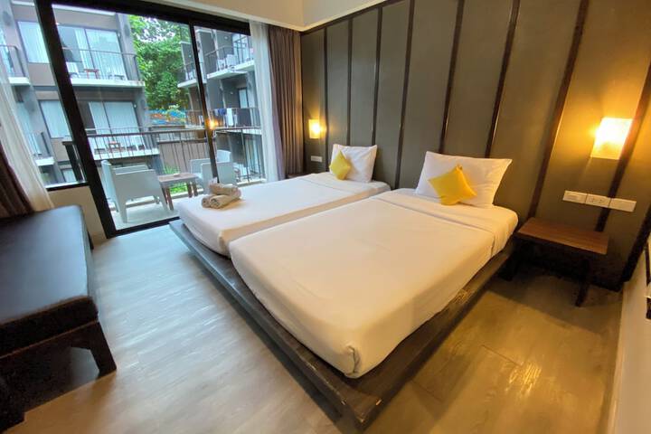 Room 7 of 44