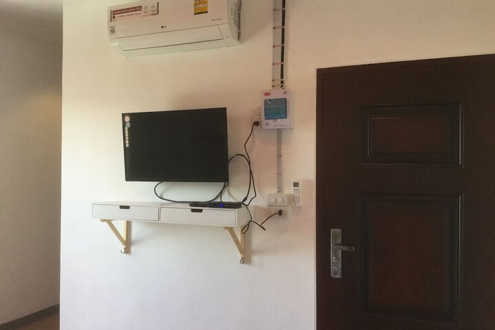 Room 35 of 93