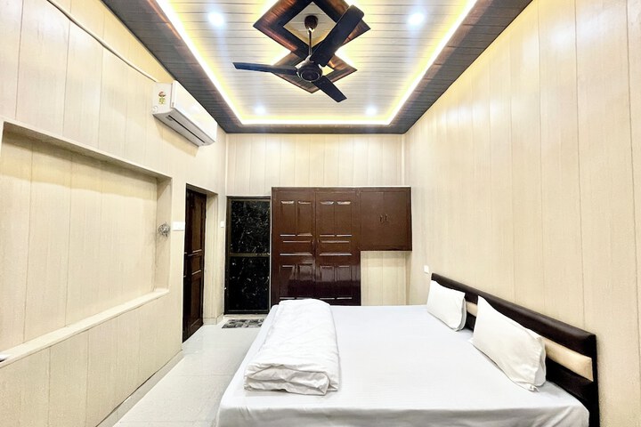 Room 15 of 39